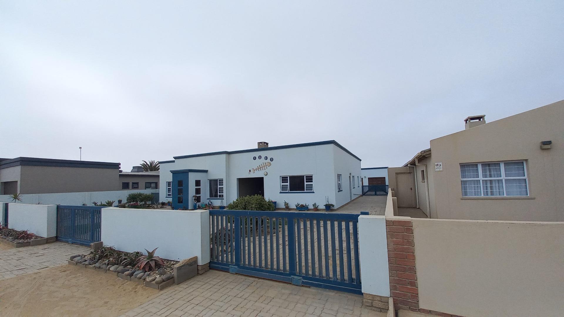 5 Bedroom House for Sale - Erongo