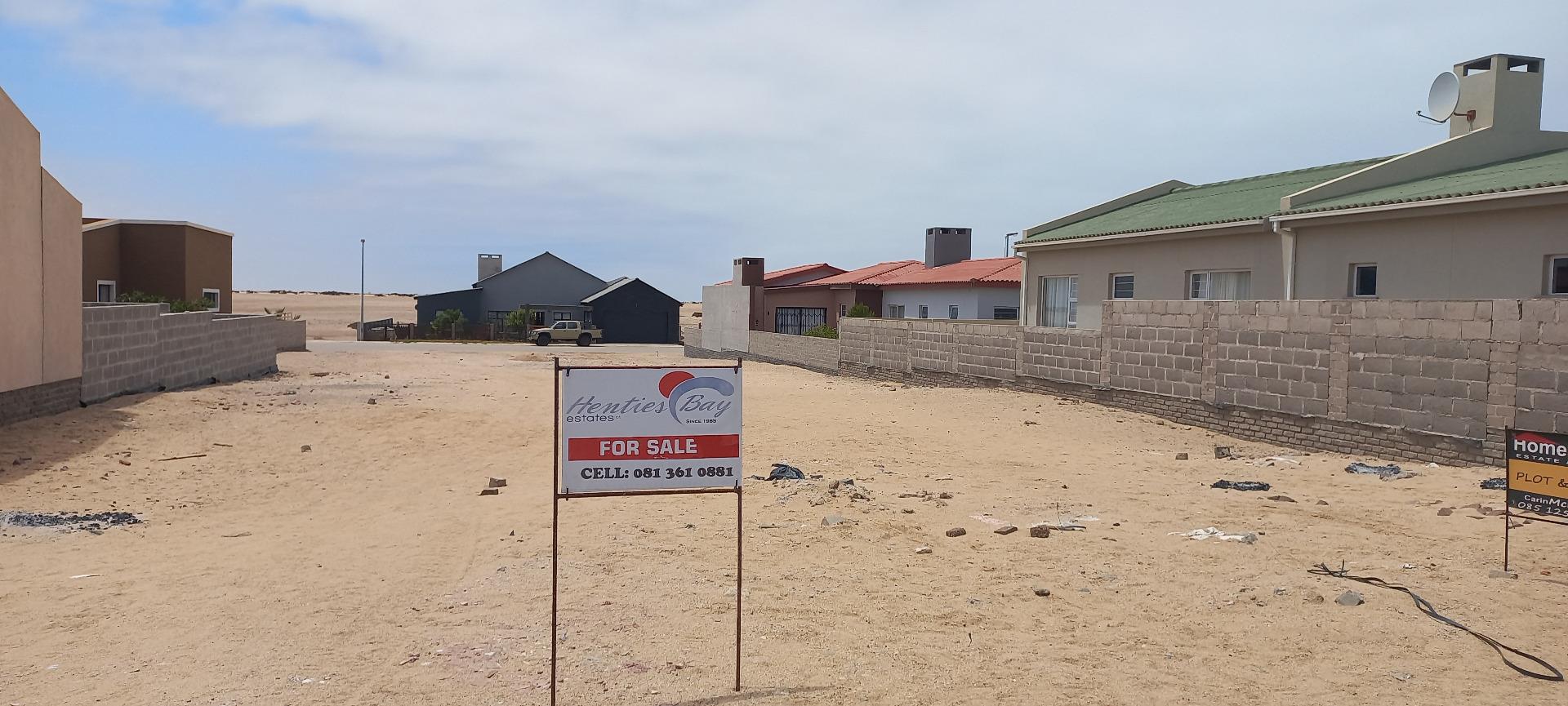 Vacant Land for Sale in Henties Bay, Henties Bay - 571398