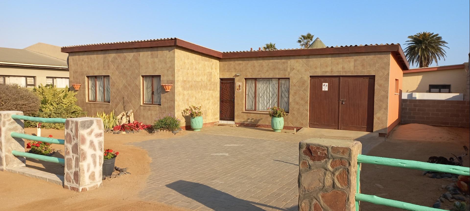 2 Bedroom House for Sale - Erongo